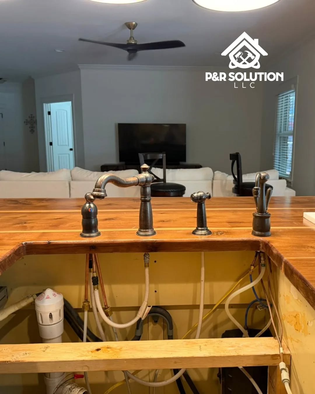 PR Solution LLC team at work